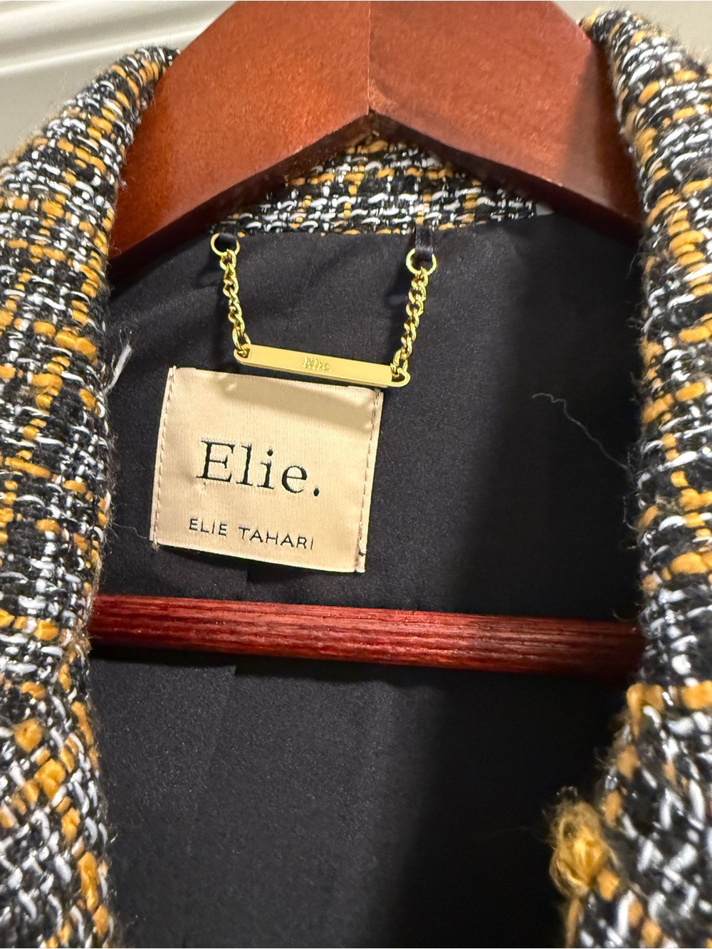 Elie Tahari Black, White & Mustard Tweed Jacket - Picture 2 of 11